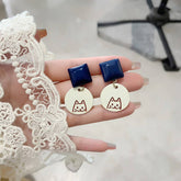 SIMPLE KLEIN BLUE CUTE CAT EARRINGS_CWAJE1645