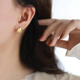 GOLD PLATED OCEAN STAR PEARL ASYMMETRIC EARRINGS_CWAJE5018