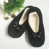 ADULTS THICKENED INDOOR SOFT SOLE SHOES FOR WARMTH_CWMS1182