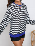Wavy Color-Blocked Long-Sleeved Sweatshirt