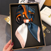 SMALL FRESH AND ARTISTIC SMALL SQUARE TOWEL_CWASC1438