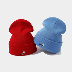 Dove Embroidered Acrylic Knit Beanie Unisex_Cwah04637