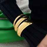 FASHIONABLE CURVED SMOOTH TWIST BRACELET_CWMM3084