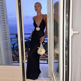 Solid-Color French Deep V-Neck Strapless Dress