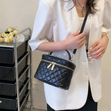 Simple And Stylish Diamond-Shaped Cosmetic Bag_Cwab4481