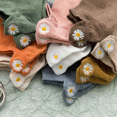 NEW EMBROIDERED DAISY SOCKS FOR WOMEN_CWMS2042