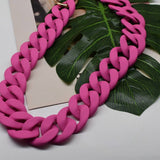 MATTE ACRYLIC RESIN BAG CHAIN TEXTURED STRAP_CWMM5059