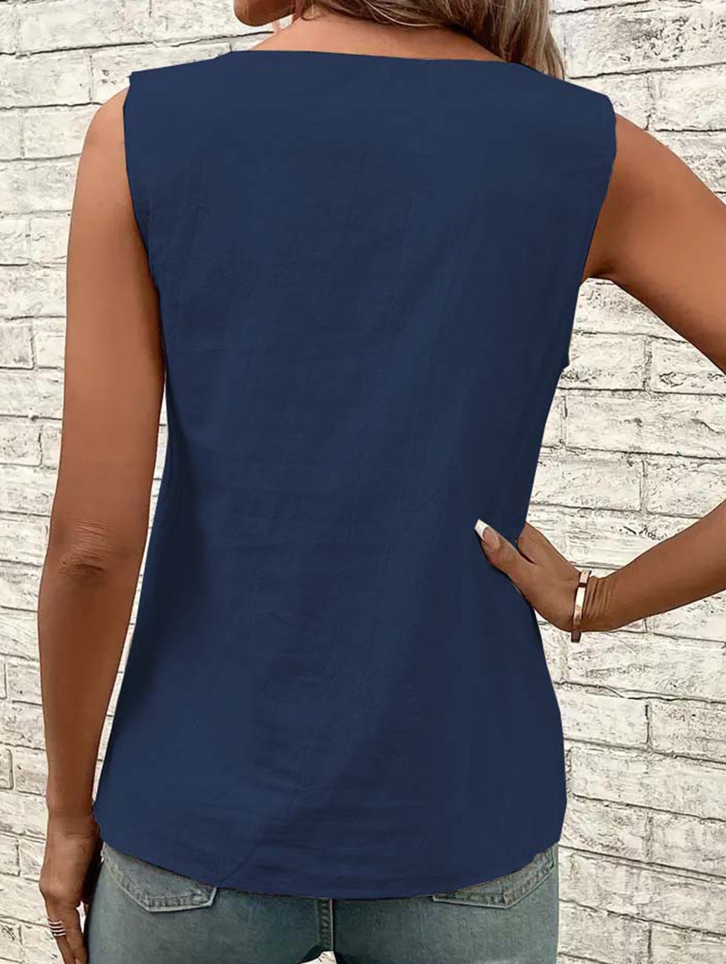 One Shoulder Sleeveless Tee_CWTTSL00256