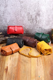 WOMEN TANNED SHOULDER BAG