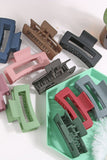 SQUARE BANANA DAILY HAIR CLAW HAIR CLIP