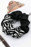 MINIMALIST BICOLOR SCRUNCHIE