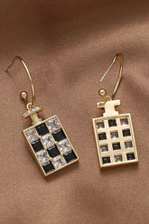SILVER NEEDLE CHECKERBOARD EARRINGS