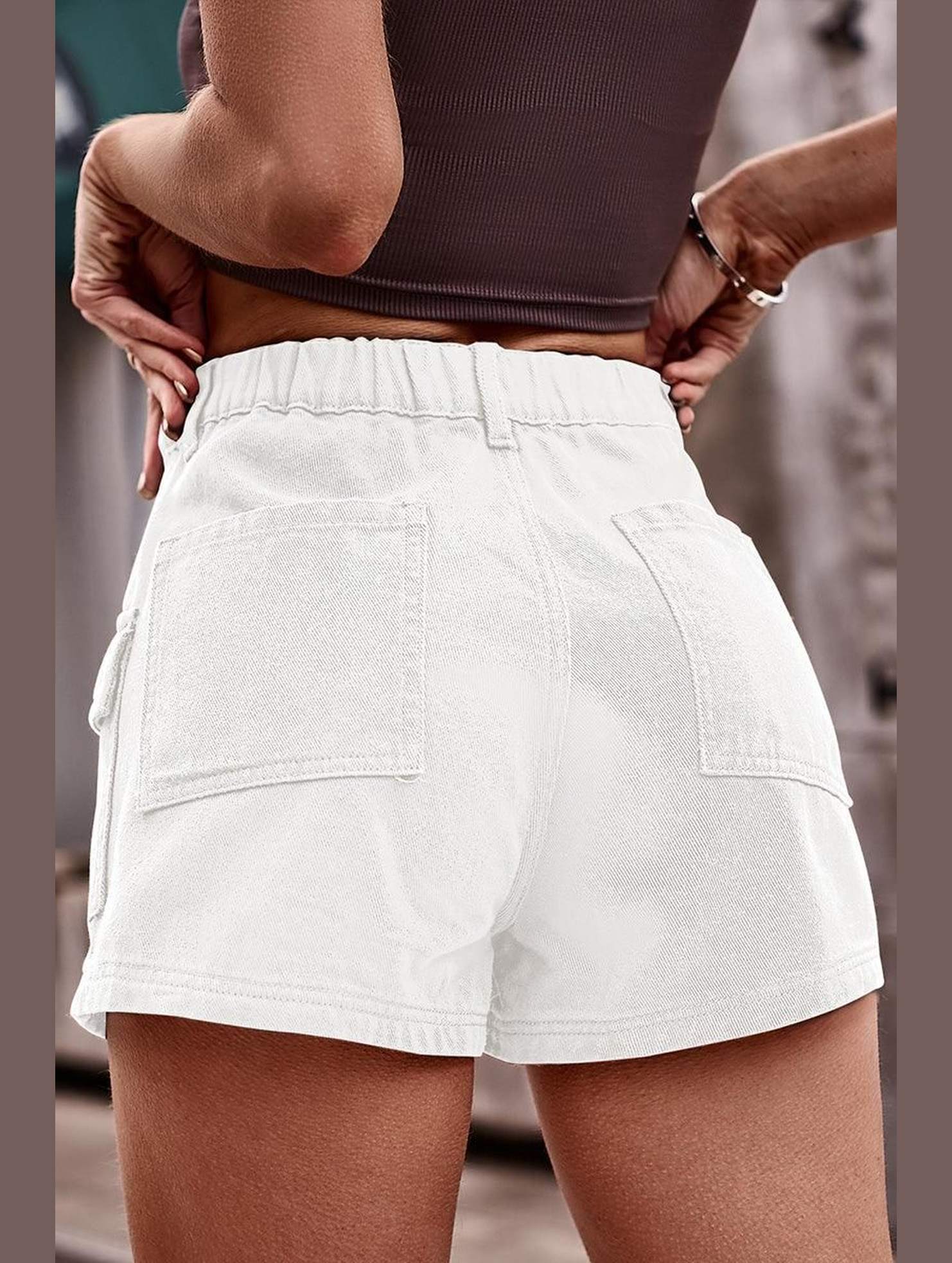FLAT POCKET ELASTIC WAIST CARGO SHORTS - Doublju