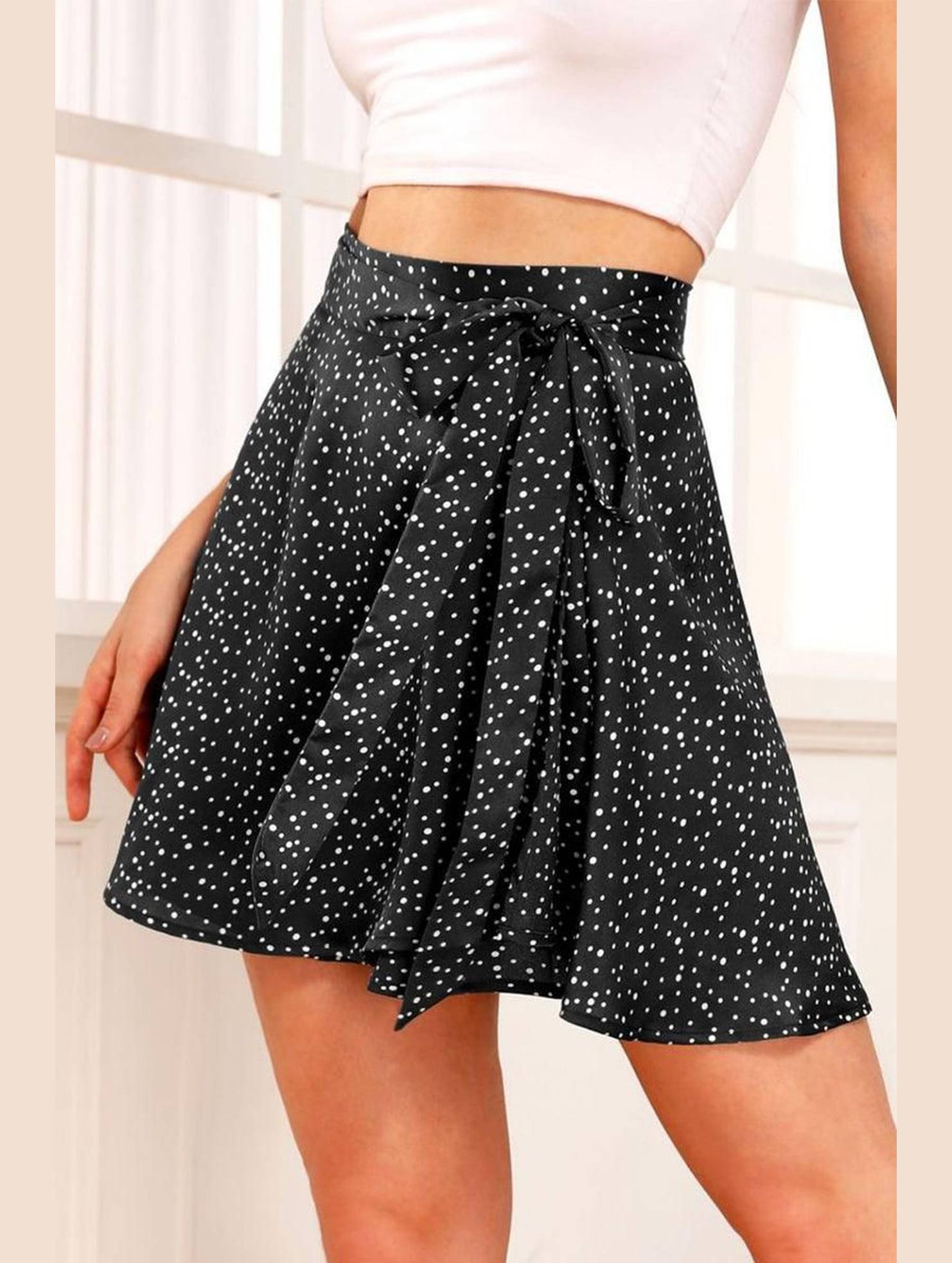 SOLID COLOR HIGH WAISTED CHIFFON SHORT SKIRT - Doublju