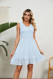 V NECK JACQUARD WEAVE SLEEVELESS DRESS - Doublju