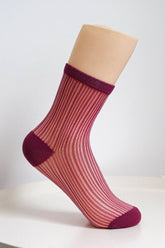 SOLID COLOR MID TUBE TIDE SOCKS