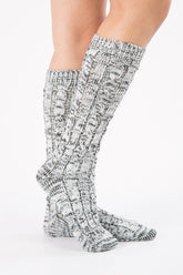 WOMEN’S CABLE KNITTED DISTRESSED HEATHER KNEE HIGH SOCKS
