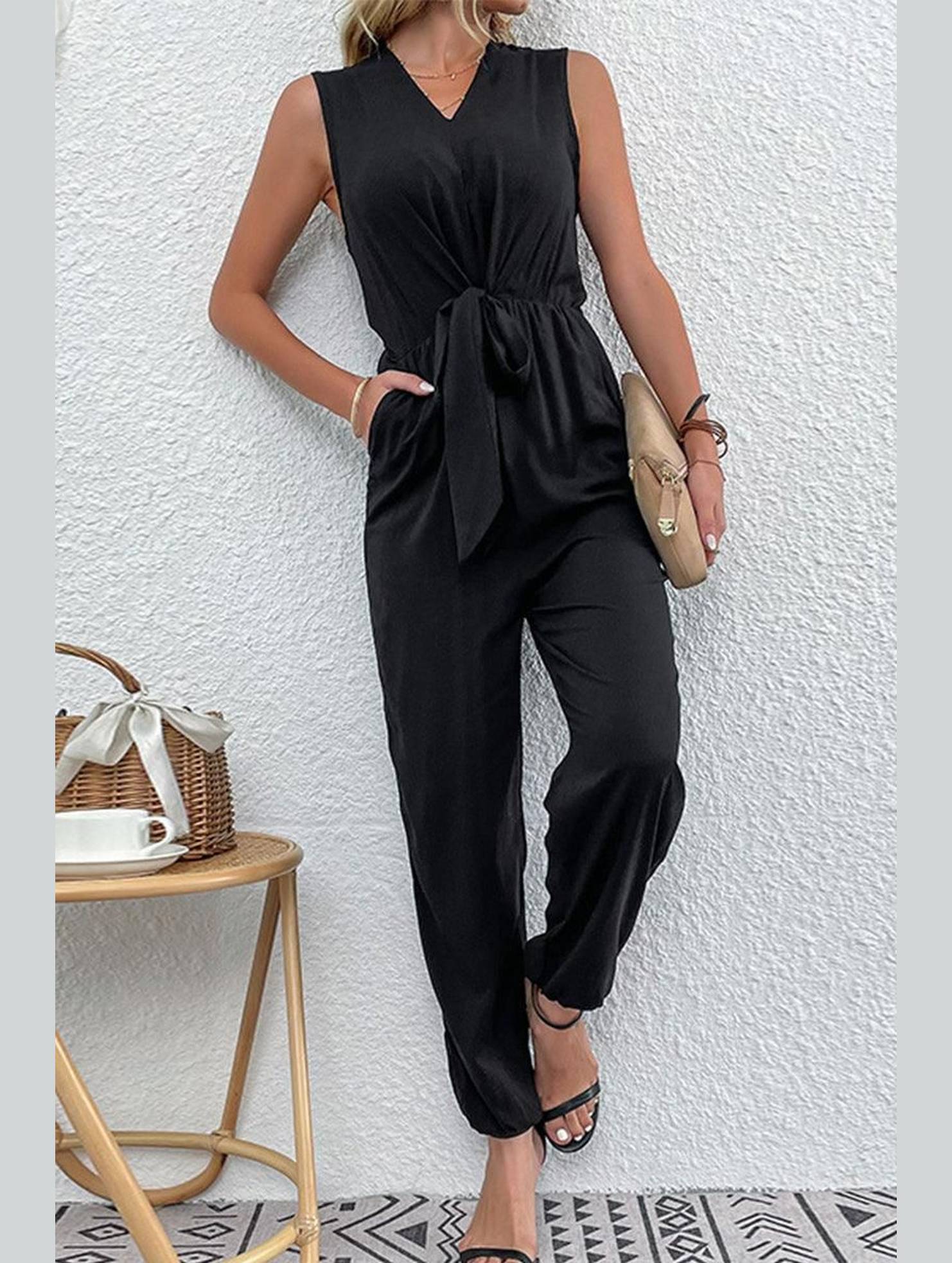 SLEEVELESS V NECK SLIM JUMPSUIT - Doublju
