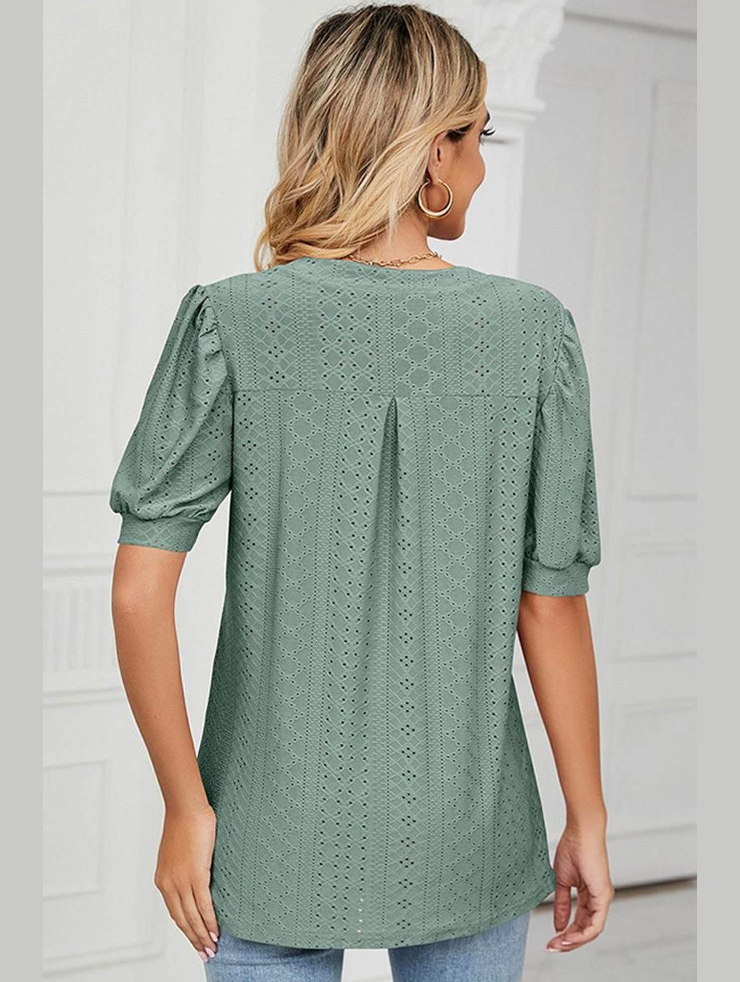 PUNCHING LACE V NECK PUFF SHORT SLEEVE BLOUSE - Doublju