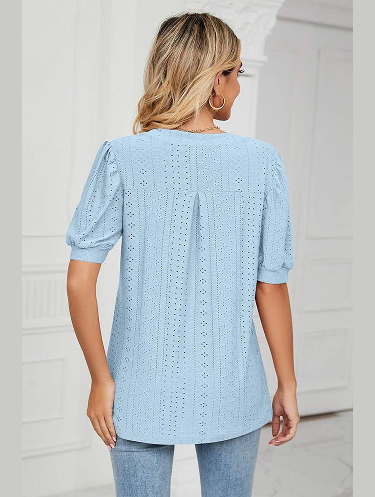 PUNCHING LACE V NECK PUFF SHORT SLEEVE BLOUSE - Doublju