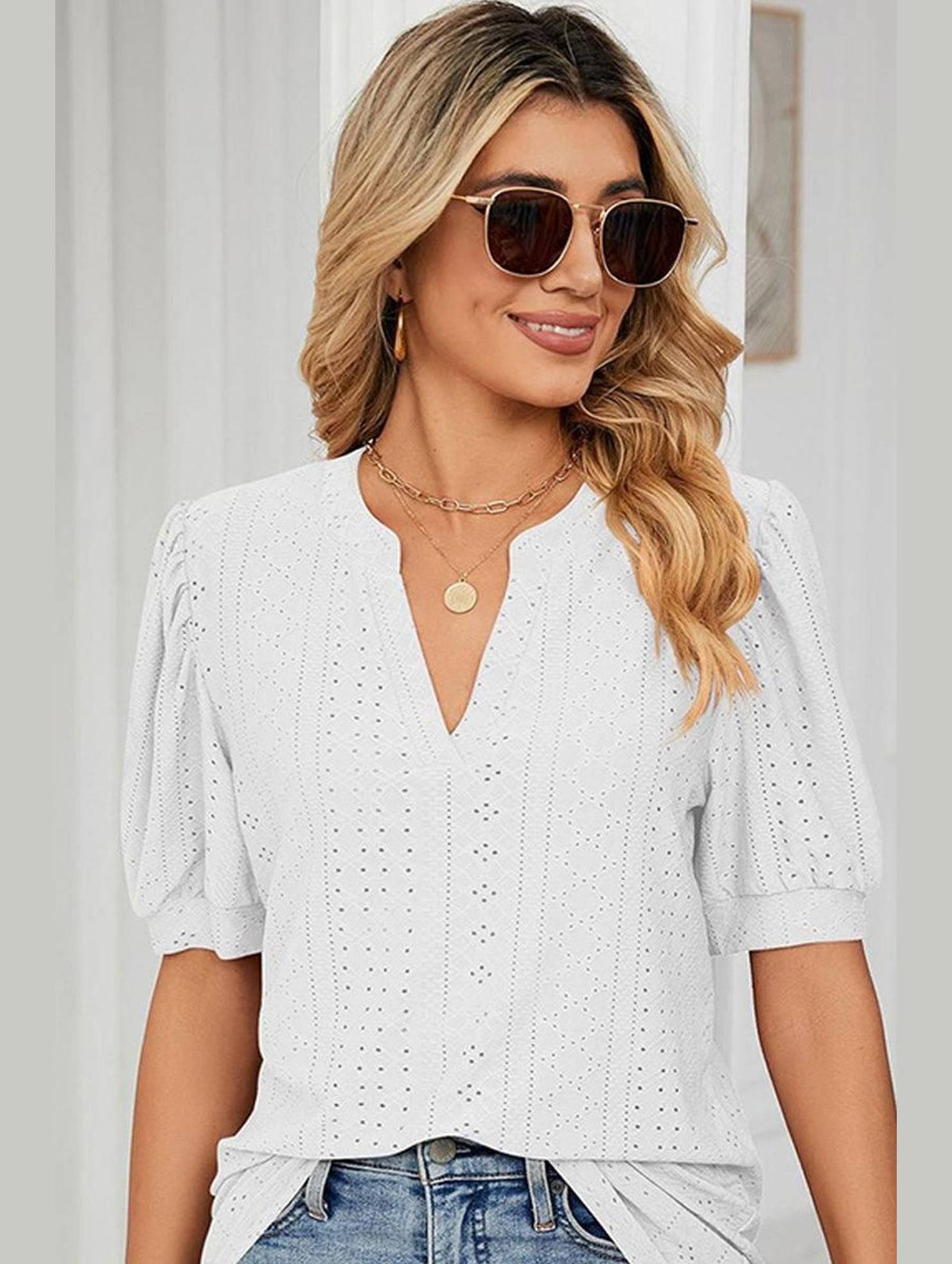 PUNCHING LACE V NECK PUFF SHORT SLEEVE BLOUSE - Doublju