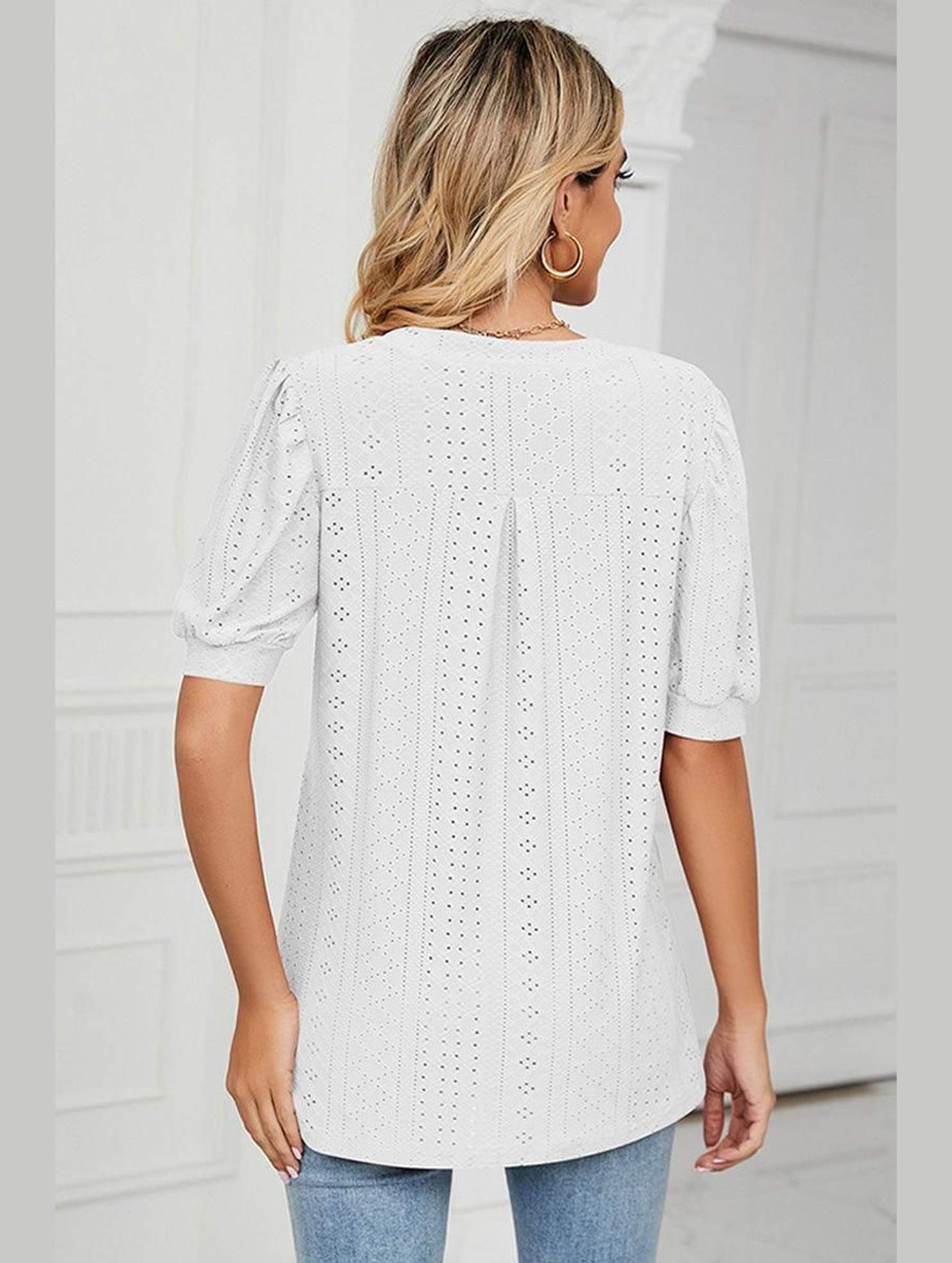 PUNCHING LACE V NECK PUFF SHORT SLEEVE BLOUSE - Doublju