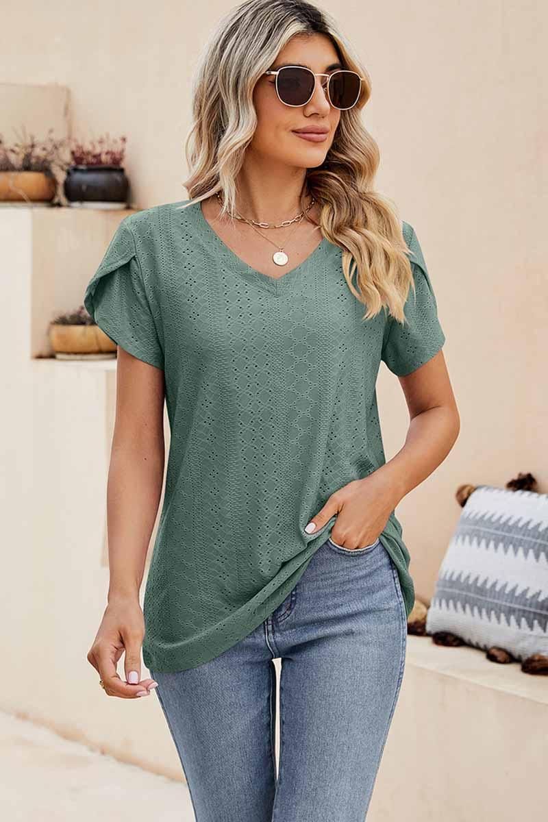 PUNCHING LACE TULIP PUFF V NECK T-SHIRTS - Doublju