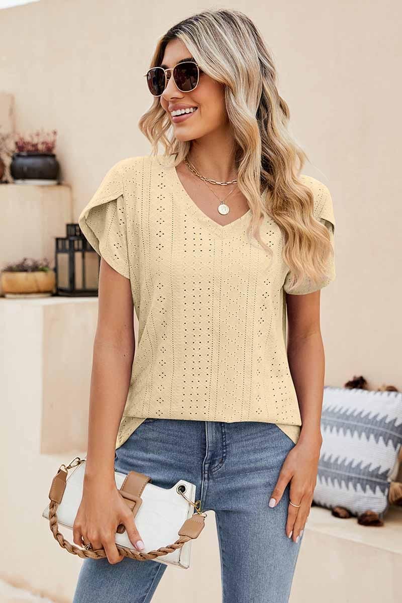 PUNCHING LACE TULIP PUFF V NECK T-SHIRTS - Doublju