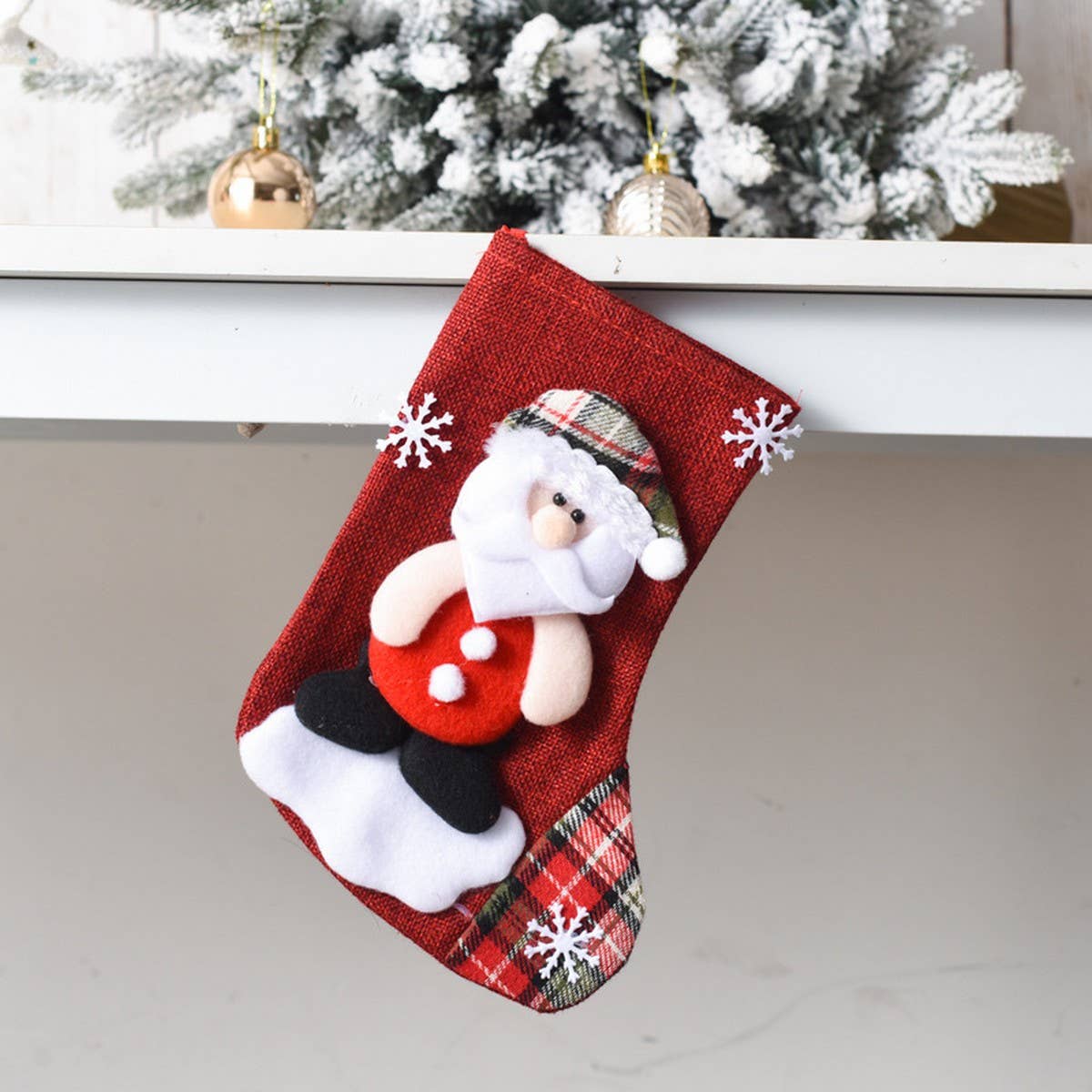 SEQUINED 3D SANTA CLAUS CHRISTMAS STOCKINGS_CWMS1422