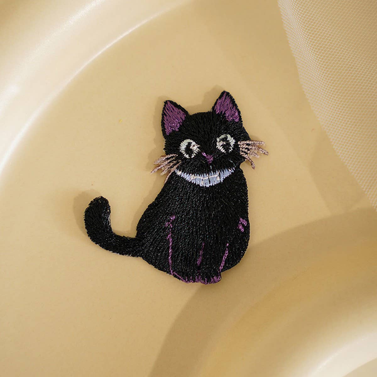 3D CAT EMBROIDERED IRON ON PATCH FOR STAIN REPAIR_CWMM5921