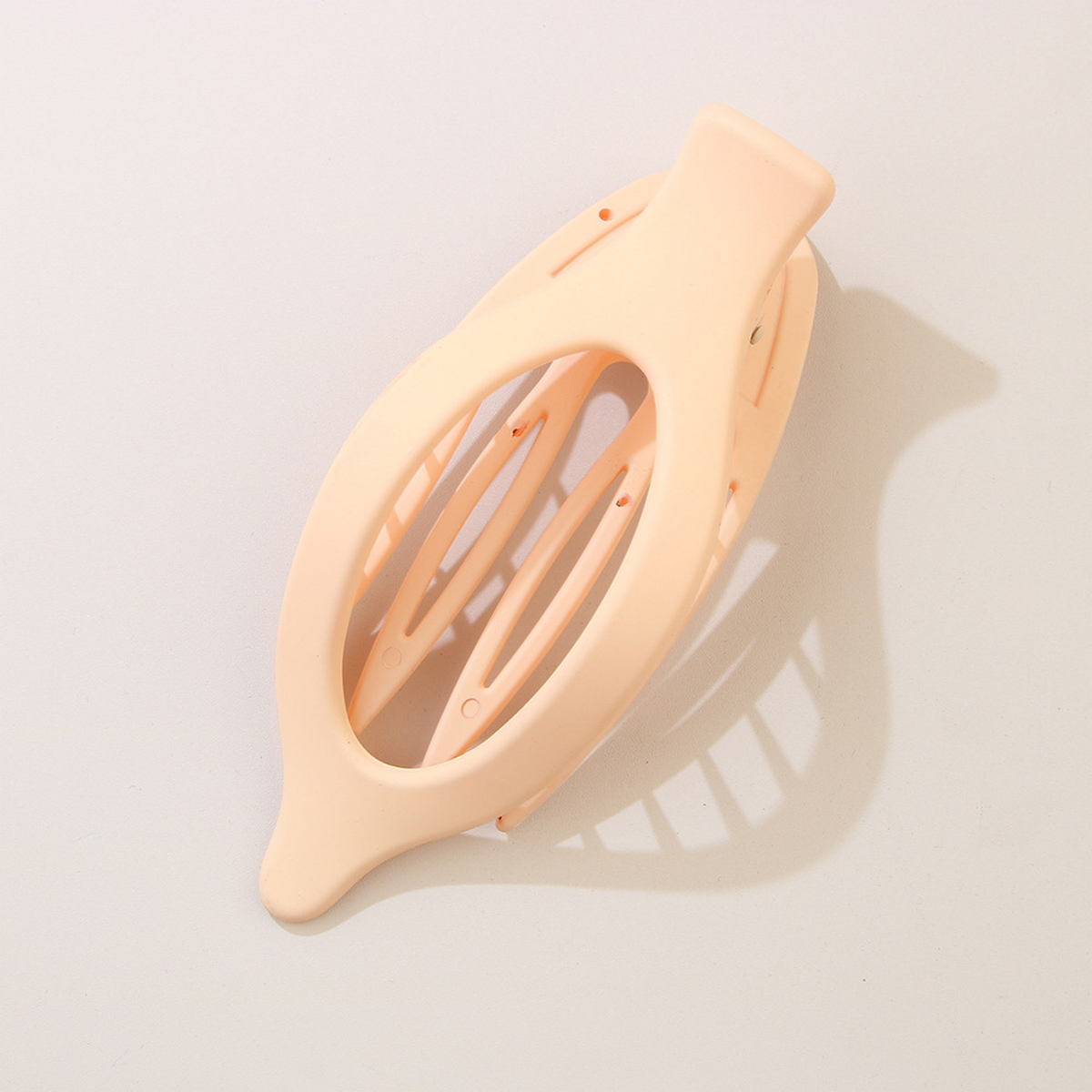 LEAF OVAL HAIR CLIP MINIMALIST CLAW BARRETTE_CWAHA6511