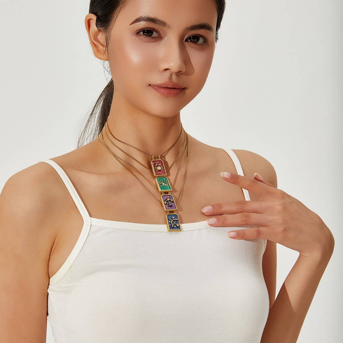 Vintage Square Zodiac Necklace With Enamel_Cwmm8840