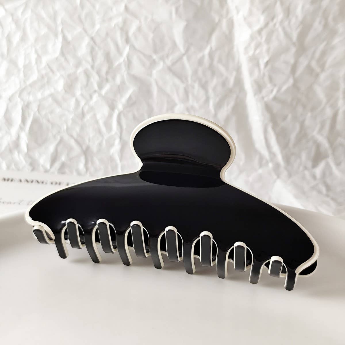 Elegant Acetate Hair Claw ? Pure Color_Cwaha07172
