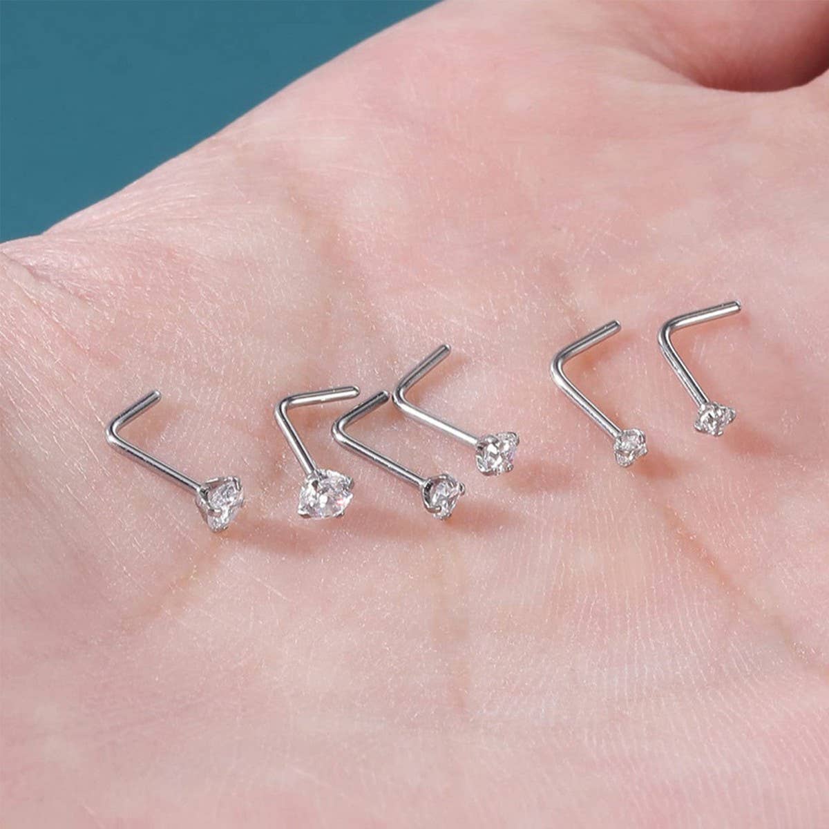 STEEL NOSE STUD WITH 5A ZIRCON ON STRAIGHT BAR_CWMM9600