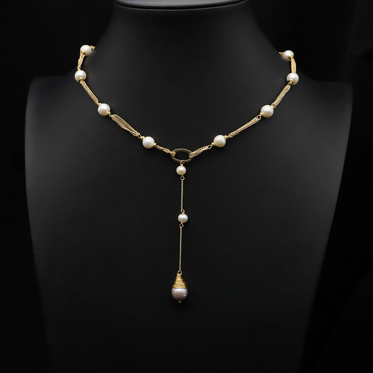SIMPLE AND ELEGANT HIGH END BOW PEARL NECKLACE_CWAJE3829