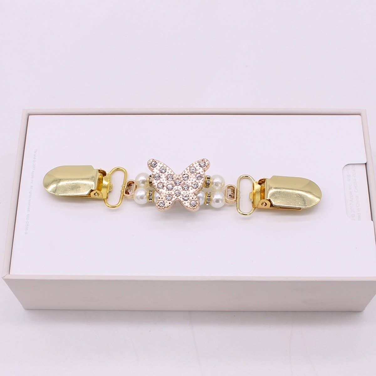 POPULAR HIGH GRADE PEARL SWEATER CLIP SHAWL CLIP_CWMM2207