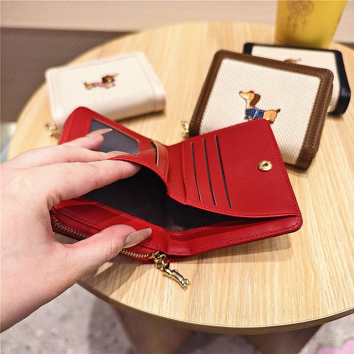 Cute Embroidered Dachshund Zip Bifold Wallet_Cwab06201