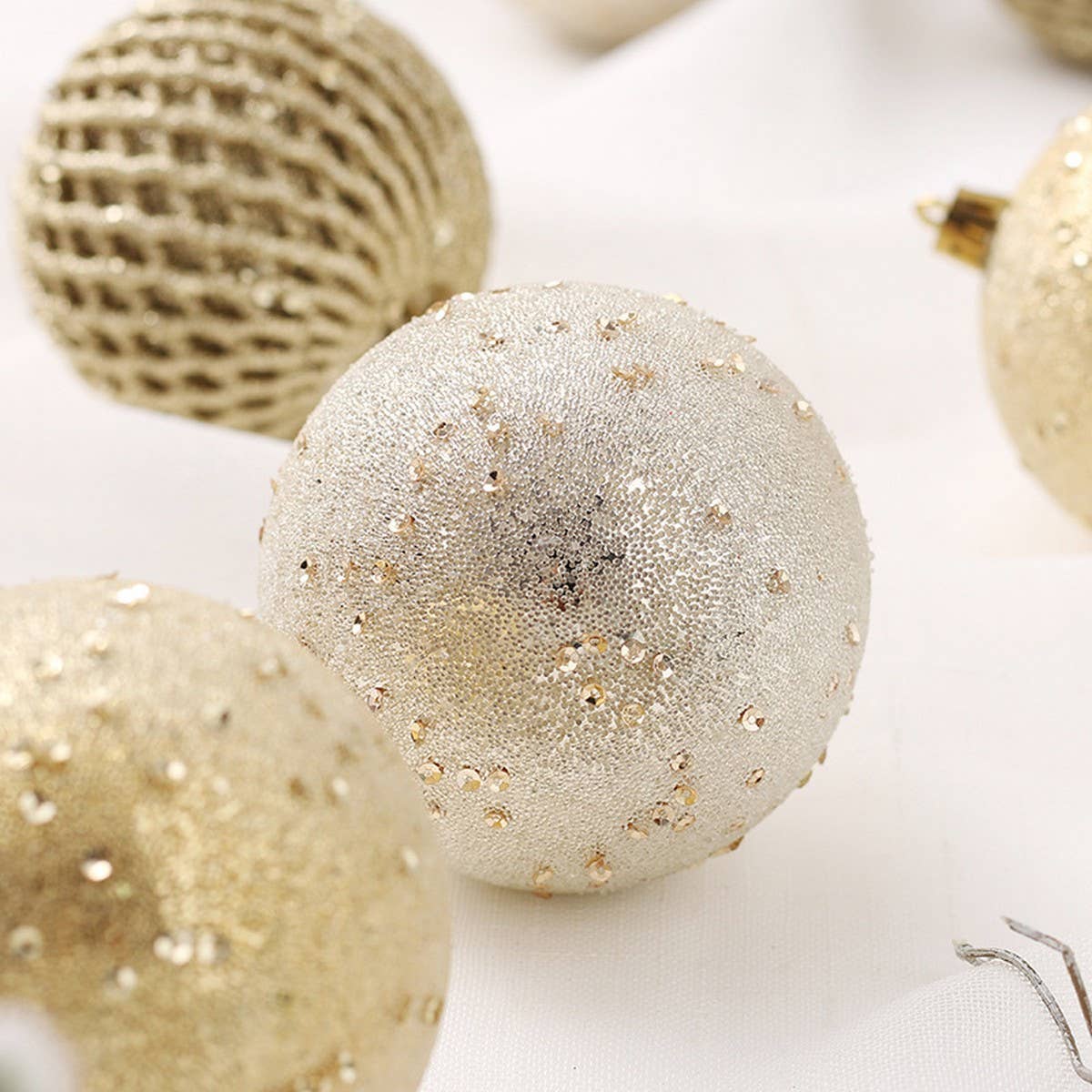 8CM 12PCS GLITTER XMAS BALL ORNAMENT SET_CWMM9871