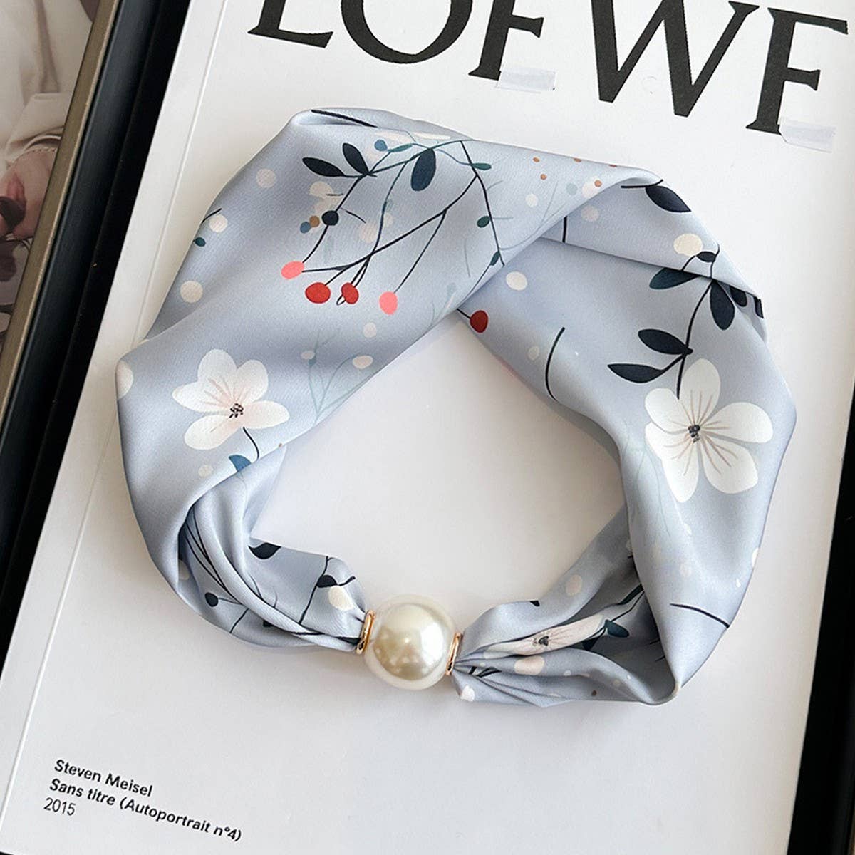 Pearl Magnetic Skinny Silk Neck Scarf_Cwasc03931