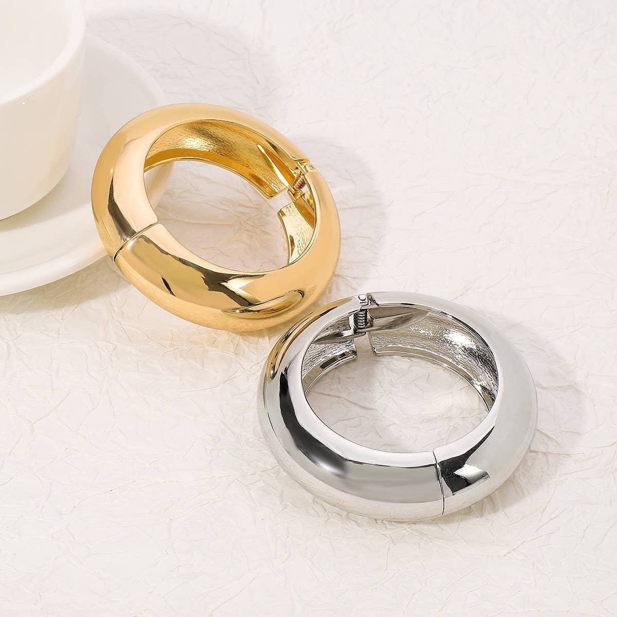 NEW RETRO LUXURY FASHION VERSATILE OPEN BRACELET_CWMM3091