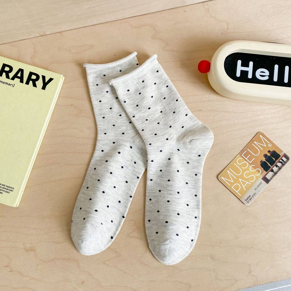NEW AUTUMN LOVE BREATHABLE MIDDLE TUBE SOCKS_CWMS0919