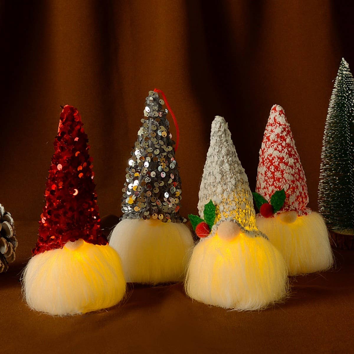 CHRISTMAS TREE PENDANT LUMINOUS FACELESS DOLL_CWMM2917