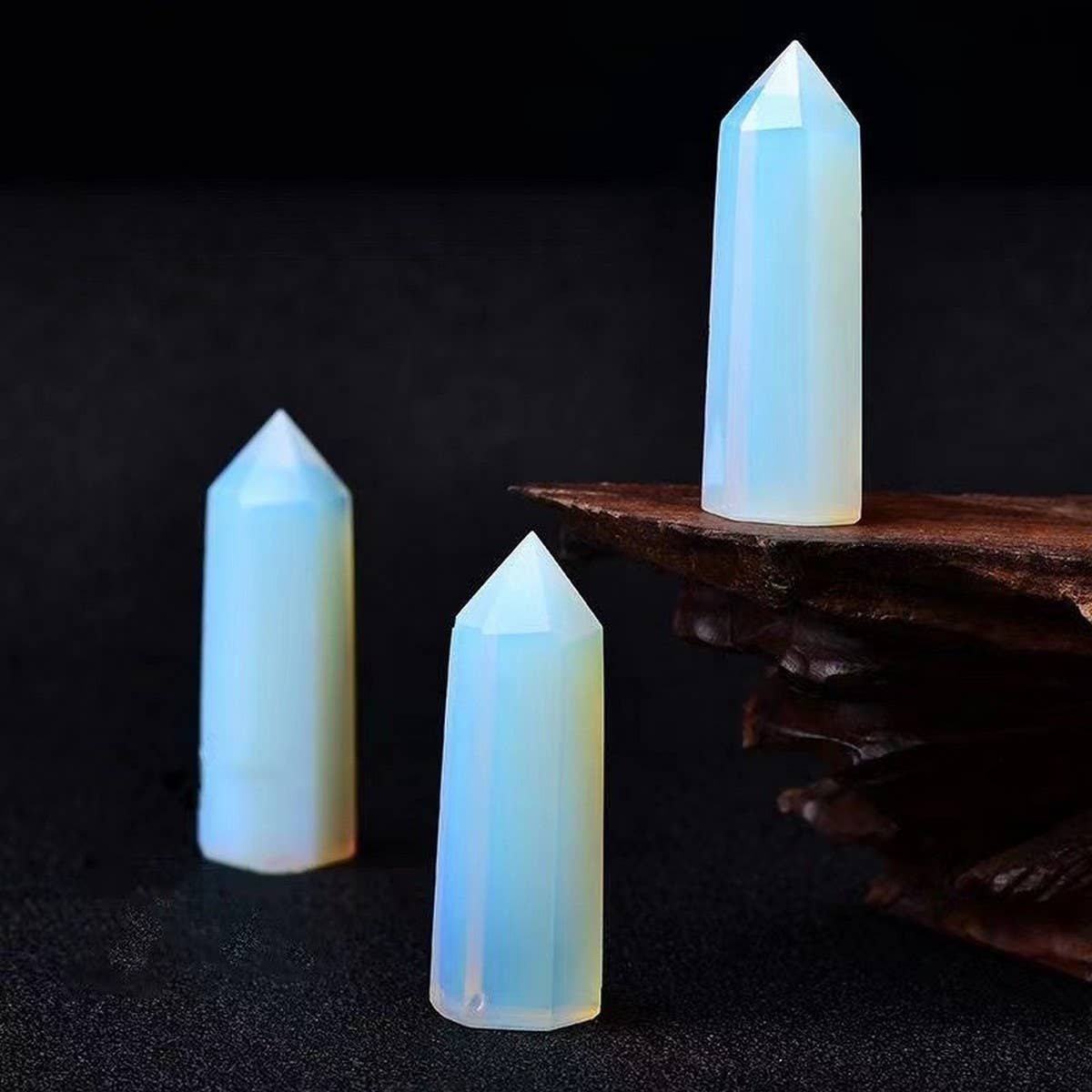 NATURAL OPAL POLISHED CRYSTAL TOWER_CWMM8131