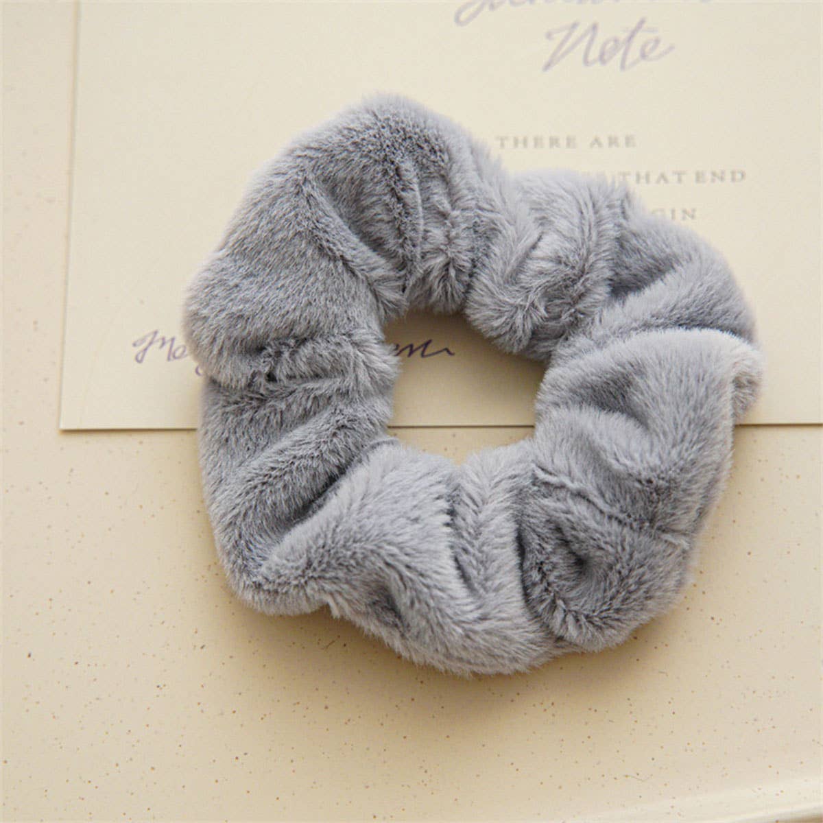 FUZZY HAIR SCRUNCHIES FOR WINTER_CWAHA0381