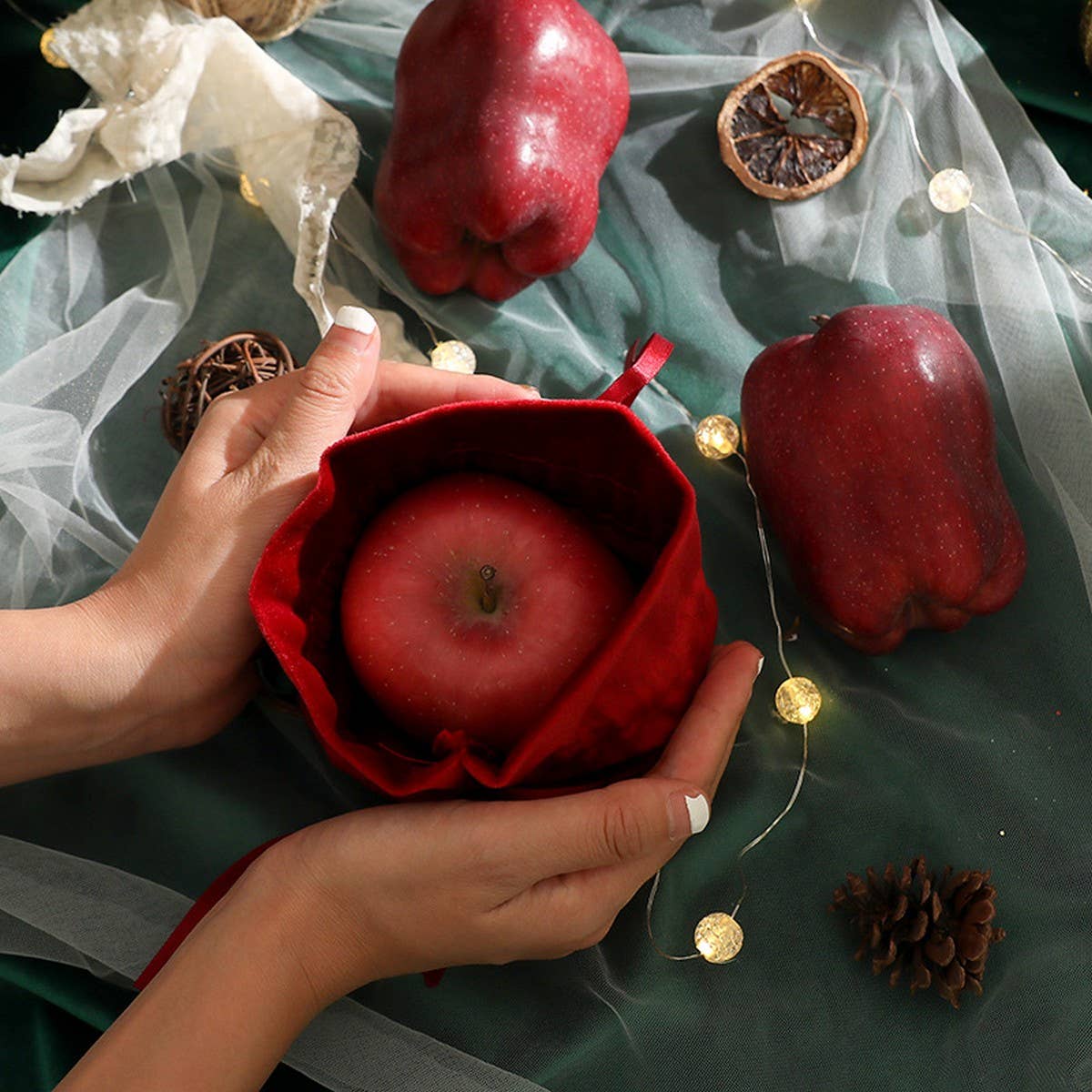Velvet Christmas Apple Bag Eve Candy Box_Cuab00743