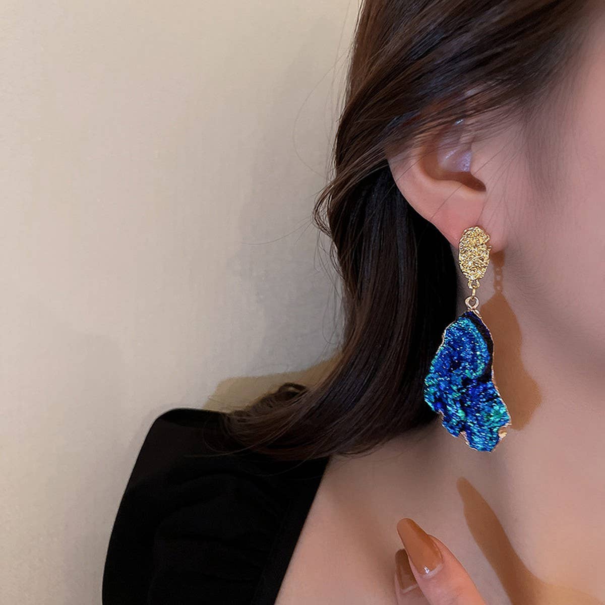 GEOMETRIC PERSONALITY RETRO EARRINGS_CWAJE2329