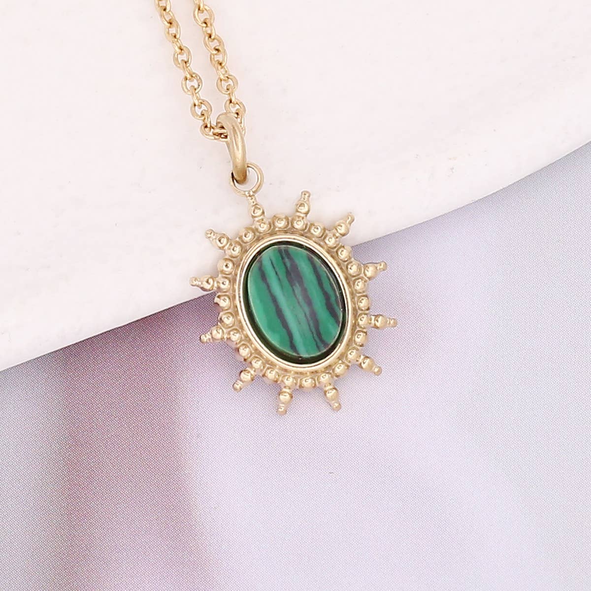 NATURAL STONE PENDANT NECKLACE_CWAJE0653