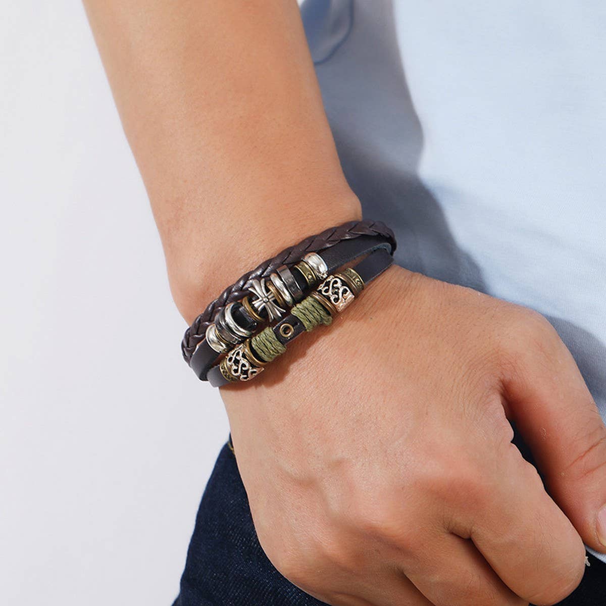 PERSONALIZED BEADED STAR LEATHER BRACELET_CWMM4455