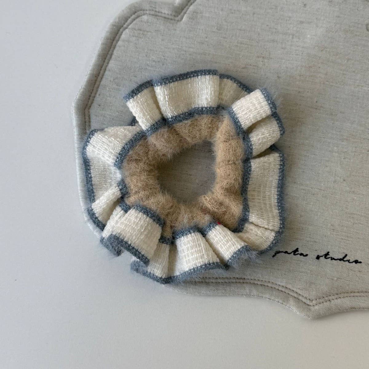 Knitted Fluffy Scrunchie Cozy Winter Hair Tie_Cwaha07874