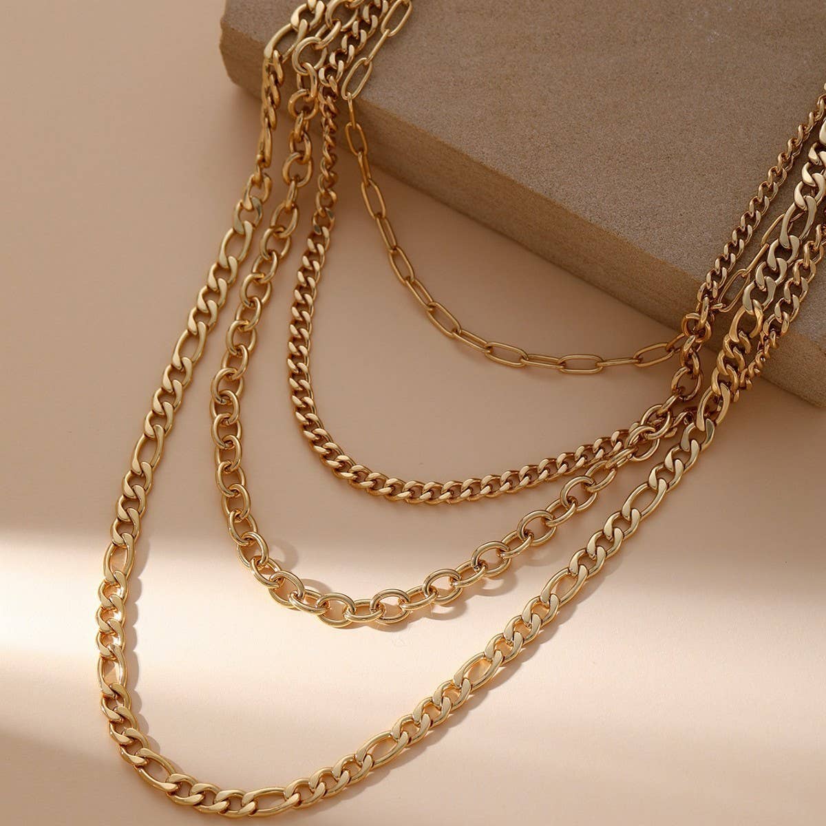 LAYERED CUBAN PAPERCLIP CHAIN NECKLACE_CWMM3585